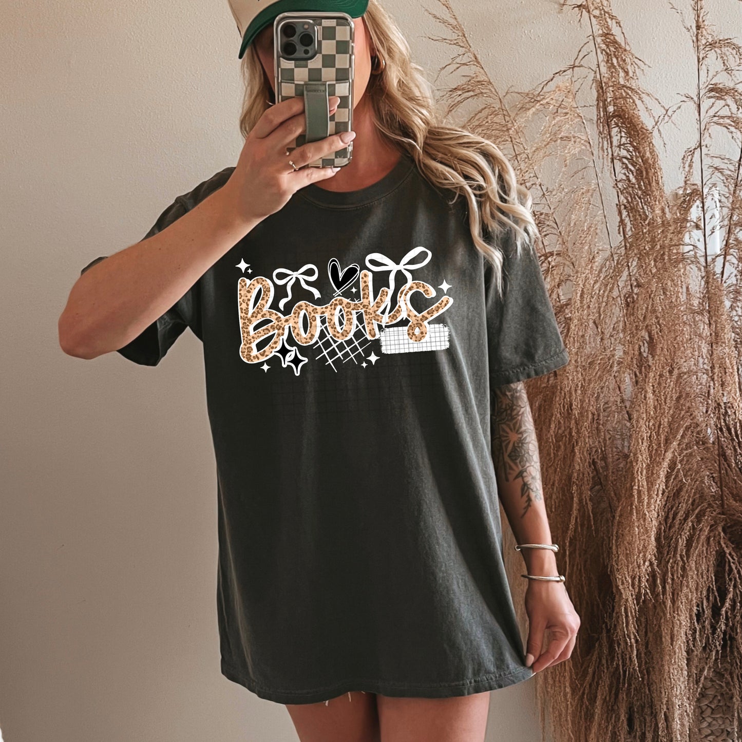 Books Leopard Cursive