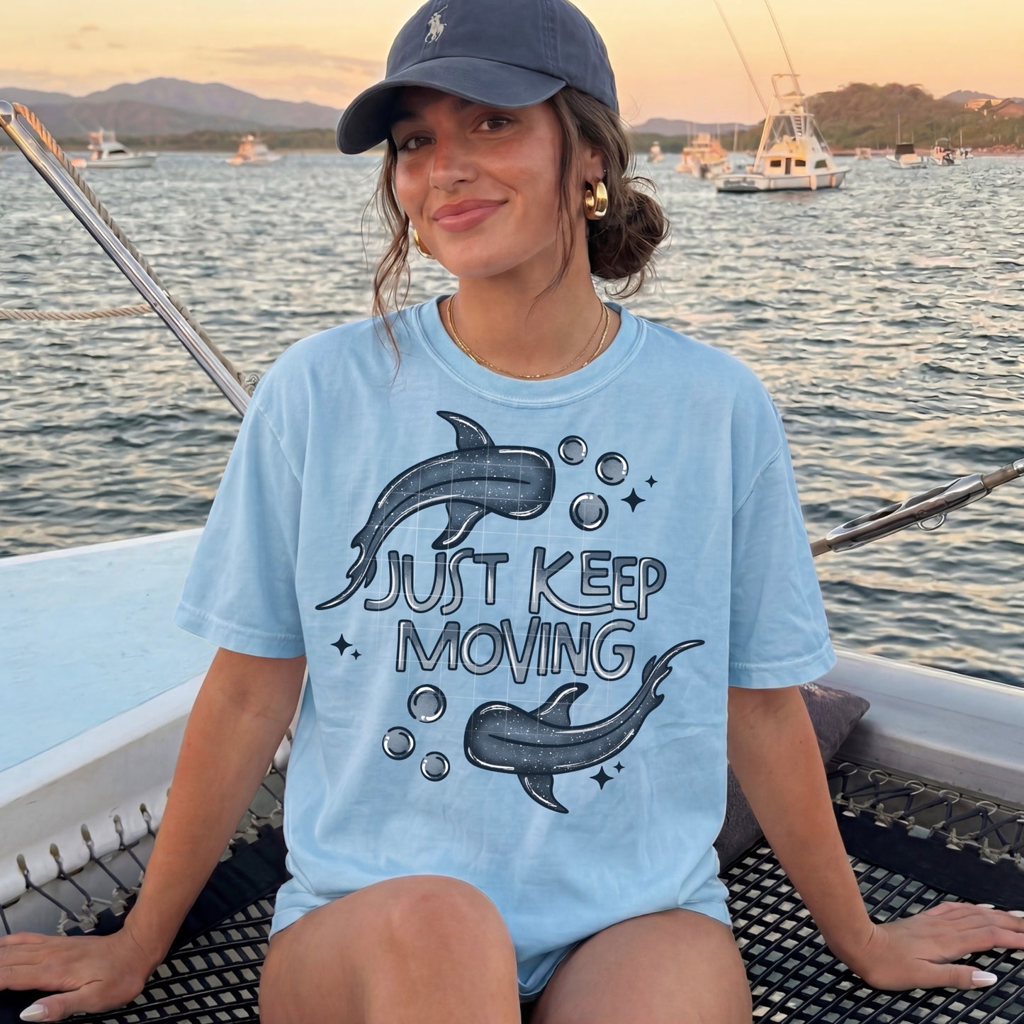 2 Whales Just Keep Moving