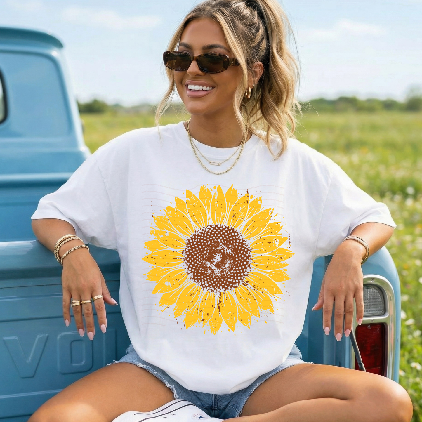 Vintage Distressed Sunflower