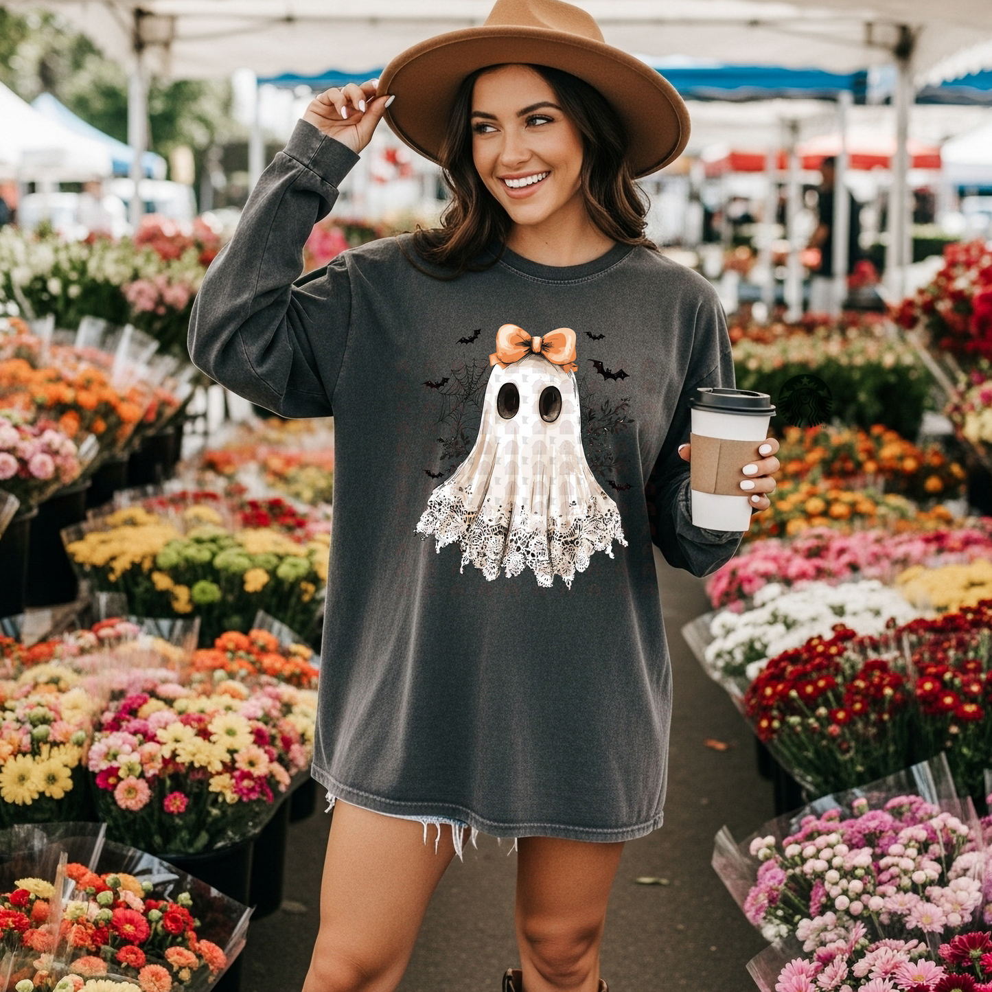 Lace Ghost With Bats
