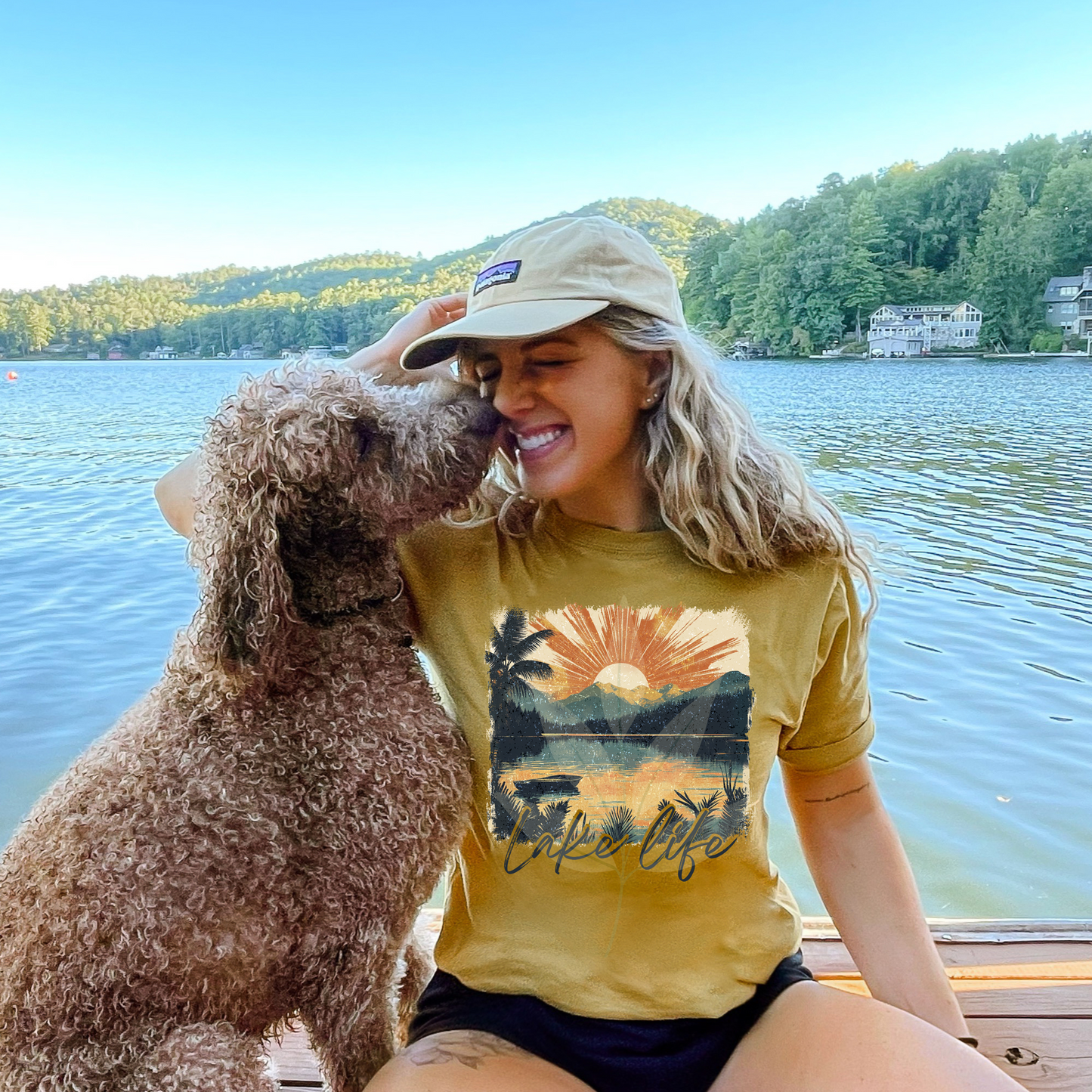 Scenic Lake Life