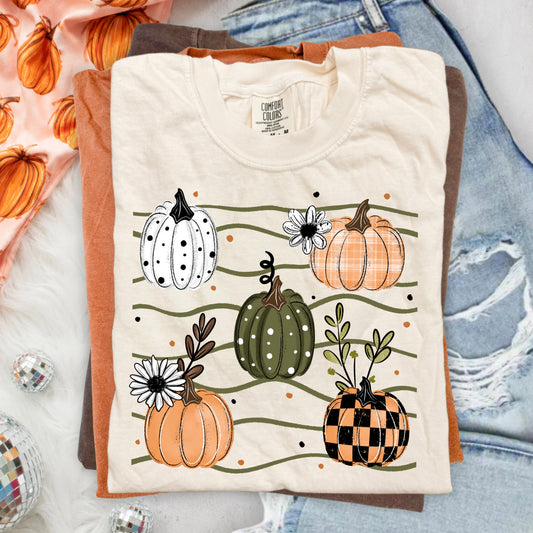 5 Pumpkins And Wavy Lines