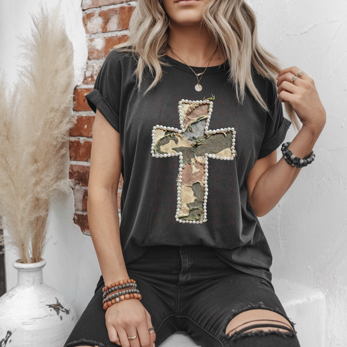 Camo Pearl Cross