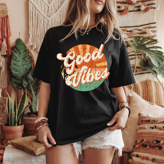Good Vibes Retro Circle