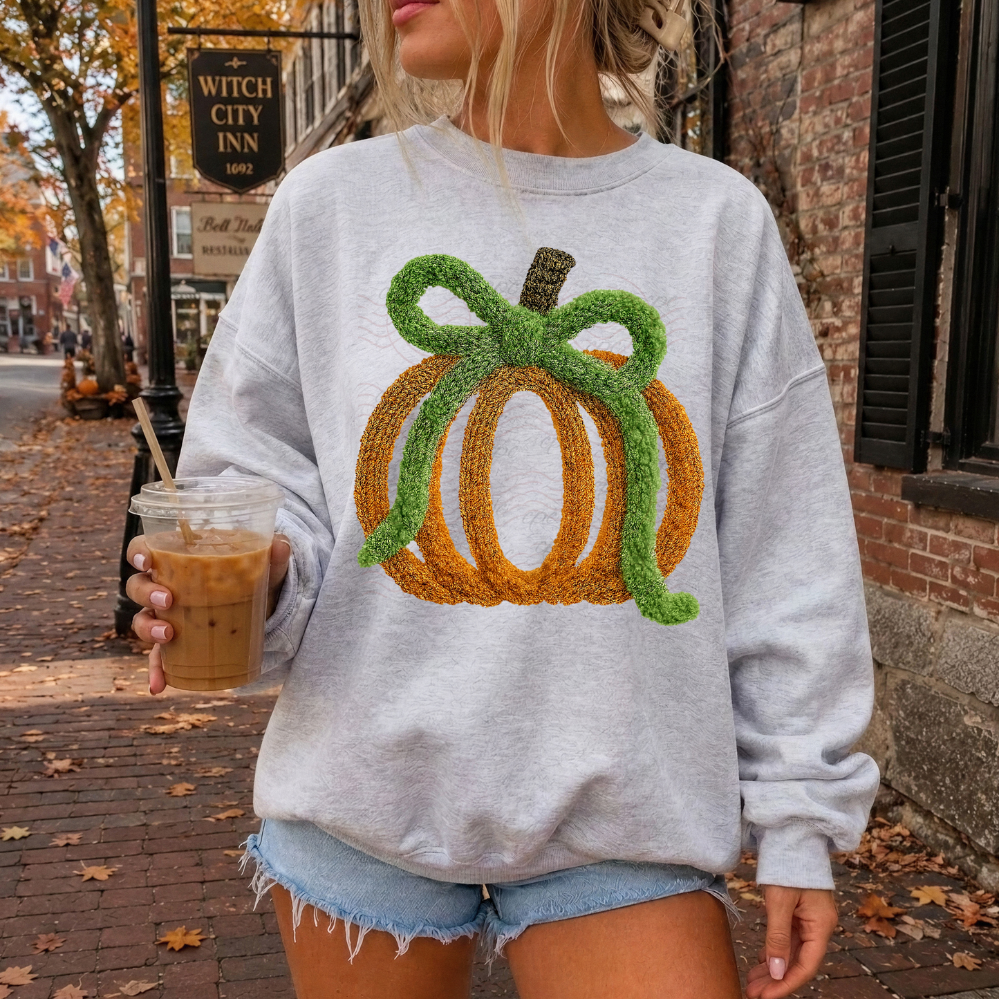 Green Bow Yarn Pumpkin