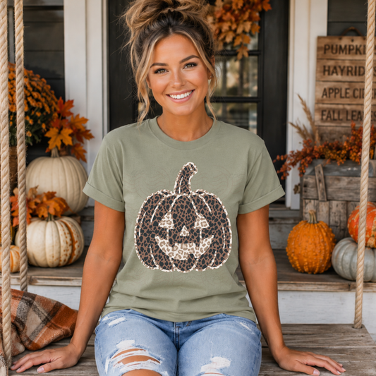 Happy Pumpkin Leopard