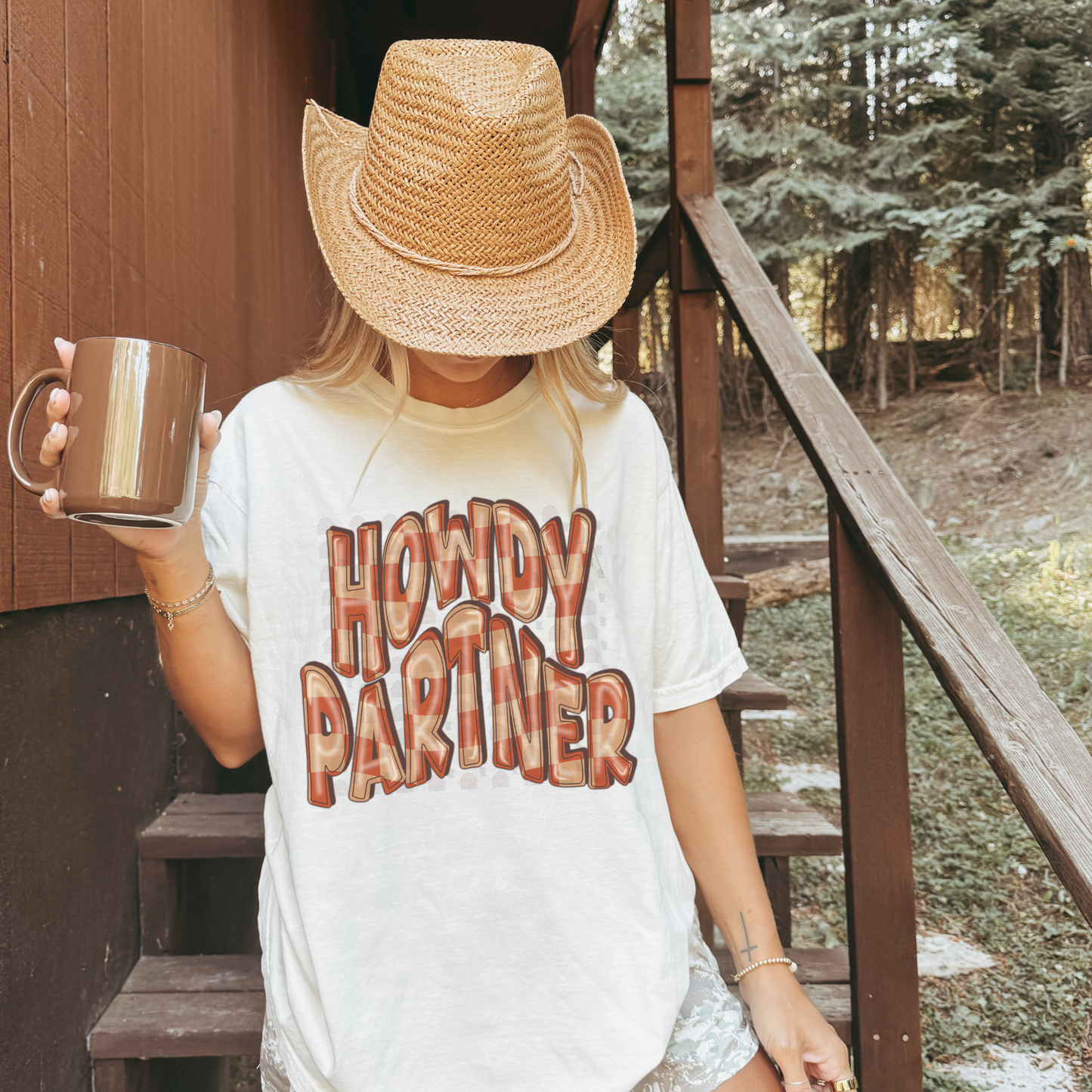 Howdy Partner 3D Retro Wavy