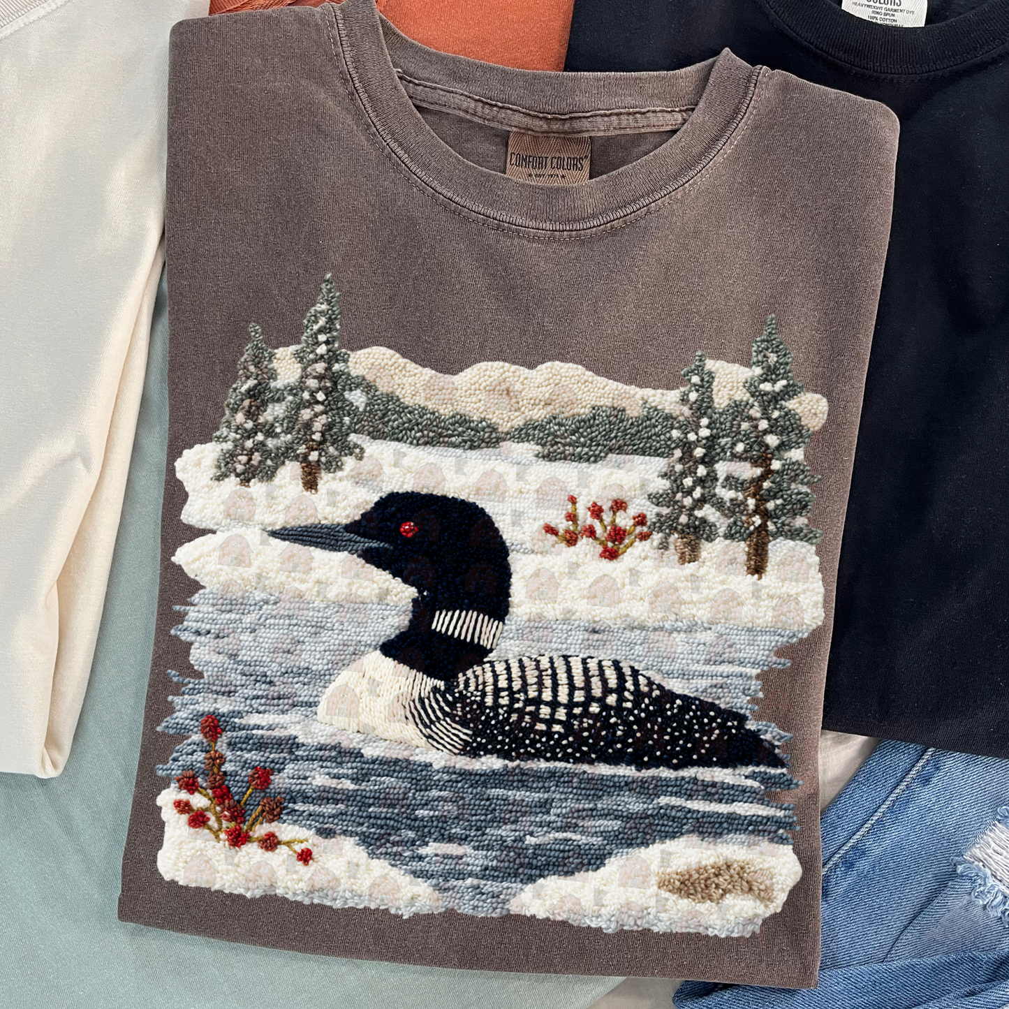 EXCLUSIVE - Latch Hook Yarn Loon